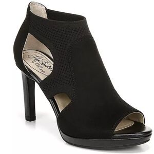 LifeStride Keiko Black Ankle Strap Sandals size 8.